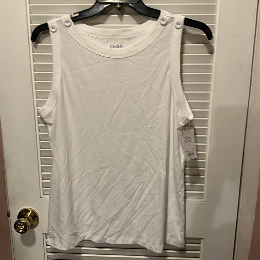 New white top